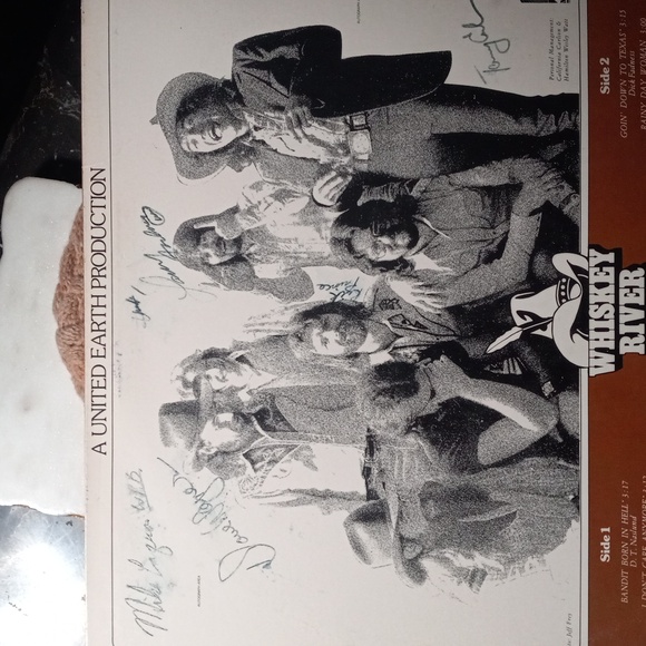 AUTOGRAPHED WHISKEY RIVER ALBUM - Picture 5 of 5